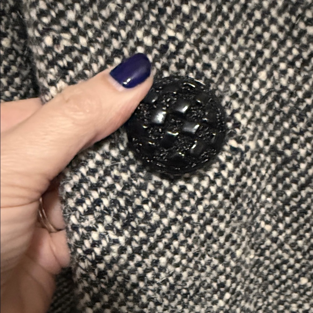 Vintage tweed coat with faux fur collar - Picture 2 of 9